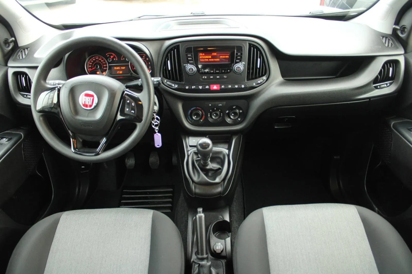 fiat doblo 1.6 mjt n1 - 5 sjedala, 2021 god. - slika 12