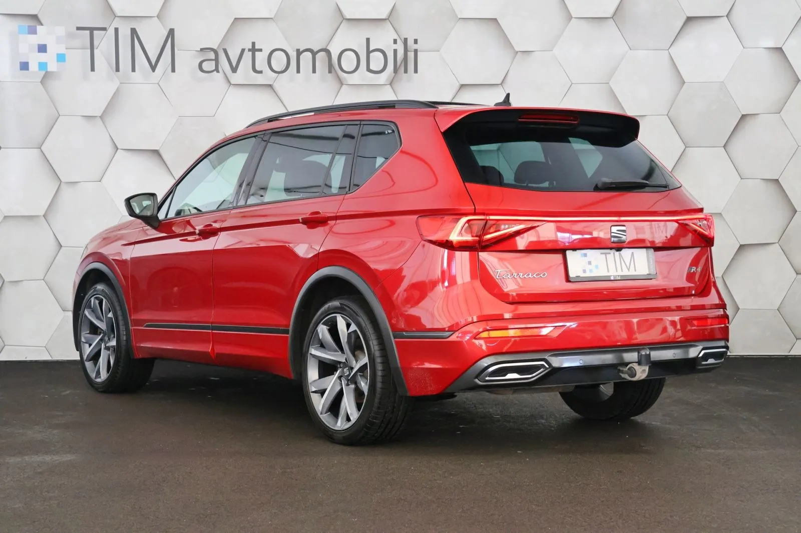 seat tarraco 2.0tdi 4drive dsg fr-line 200km pano virtual 360k - slika 4