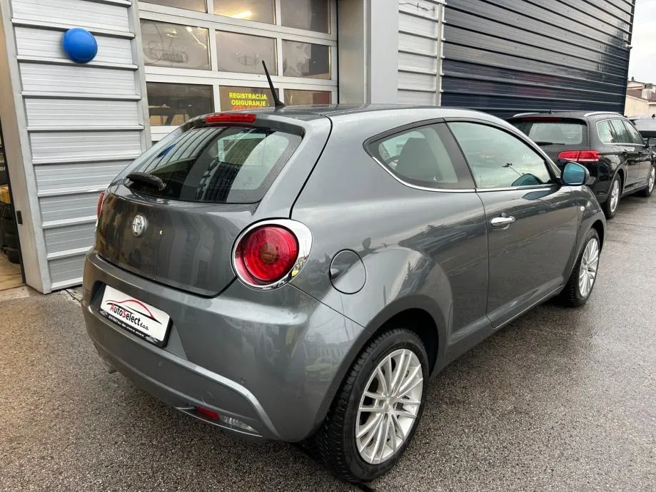 alfa romeo mito 1,6 jtdm - 100.000km - servis - garancija - reg 1 god! - slika 5