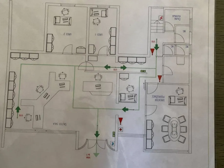 poslovni prostor: metković, ulični lokal, 130,2 m2 (prodaja) - slika 13