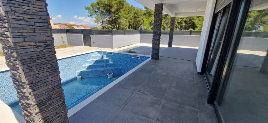 vir, moderna vila(153,46m2) s bazenom, novogradnja - slika 5