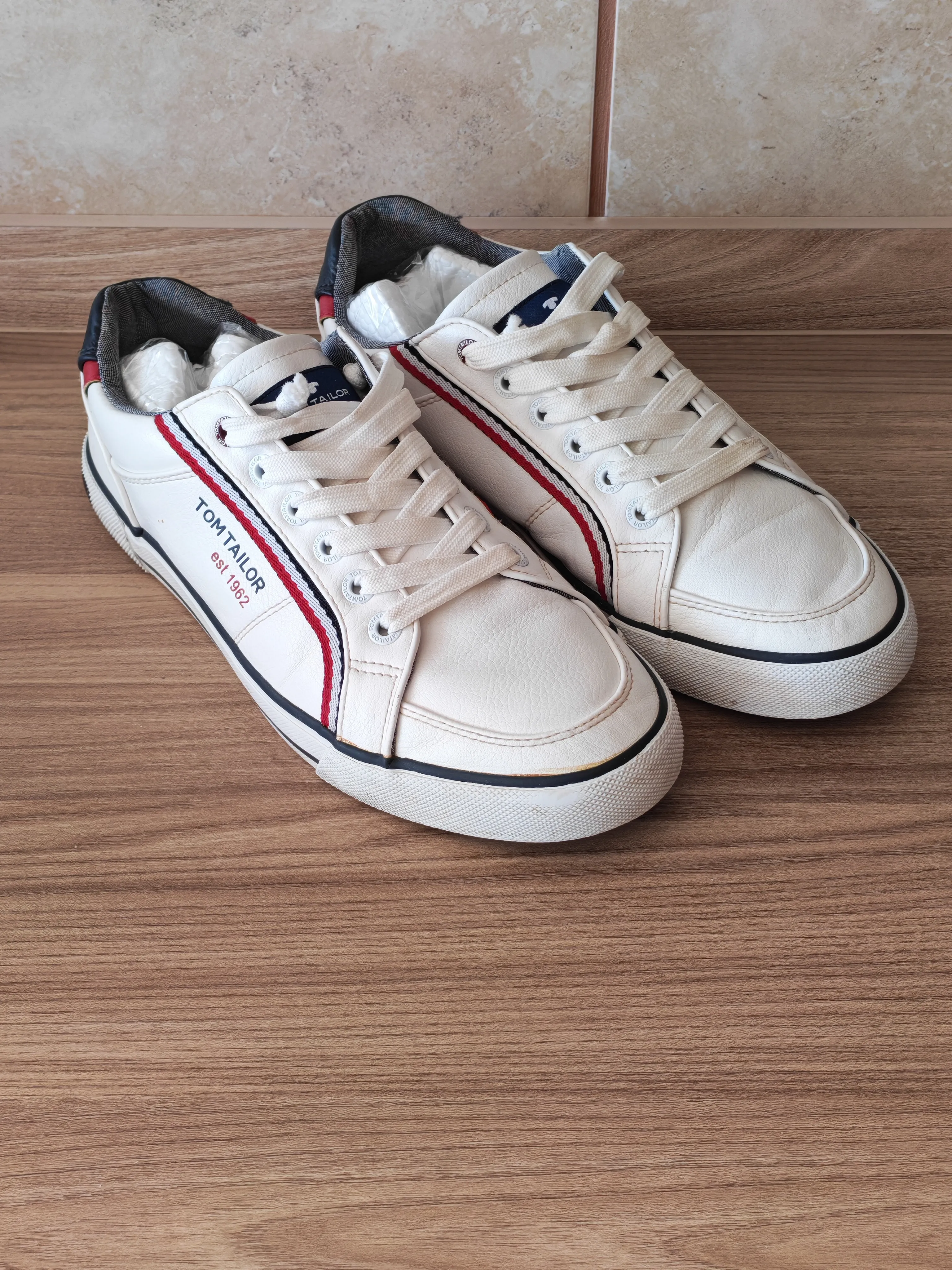 Tenesice Tom Tailor broj 40 - Zagreb