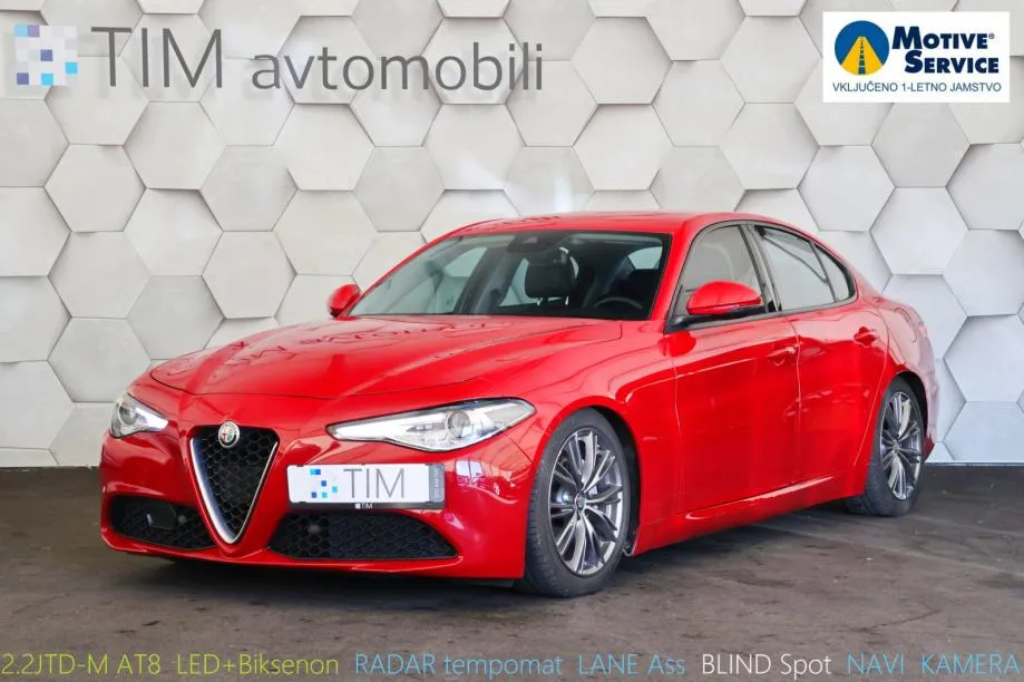Alfa Romeo Giulia 2.2JTDm AT8 Super LED+Biksenon NAVI RADAR - Liezen