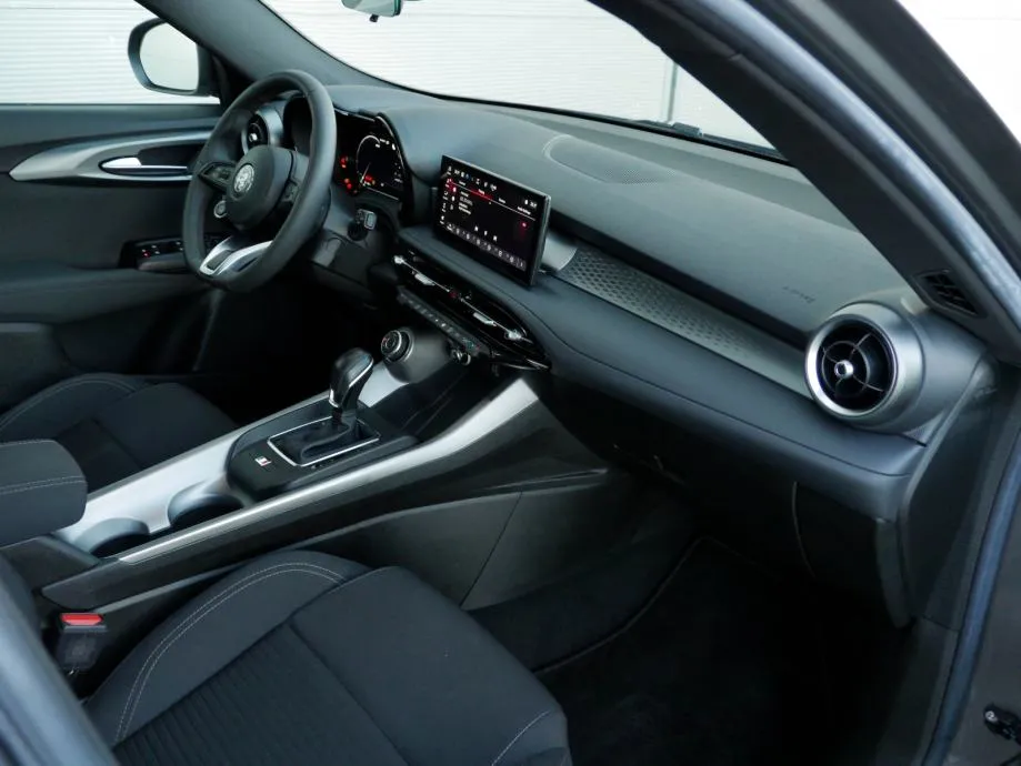 alfa romeo tonale 1,5 super automatik |full led |alu 18 |24mj jamstvo - slika 20
