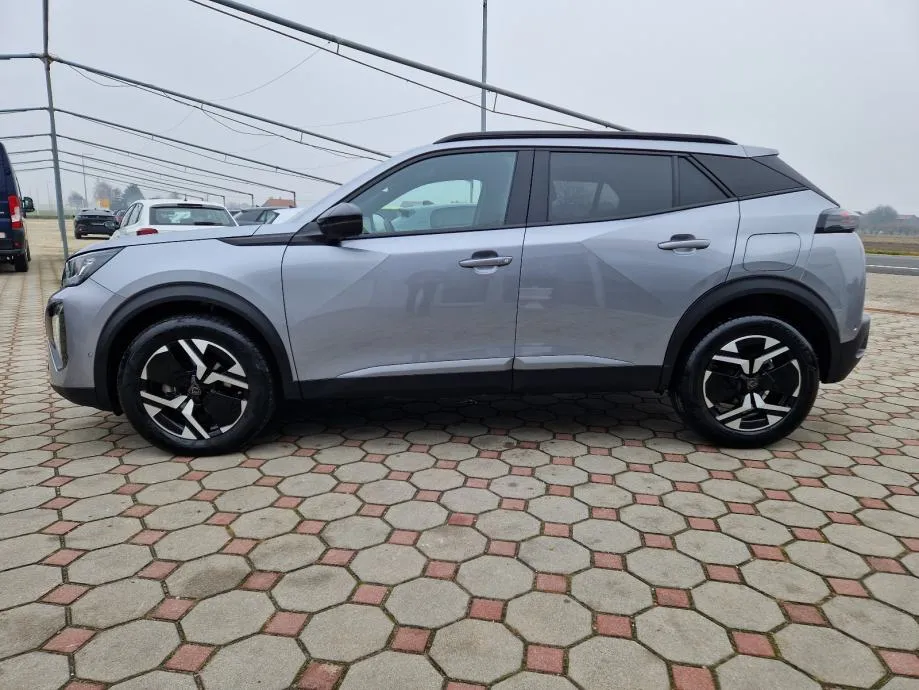peugeot 2008 1,2 *allure* pure tech 2025.,garancija 2 god, 11600 km - slika 4