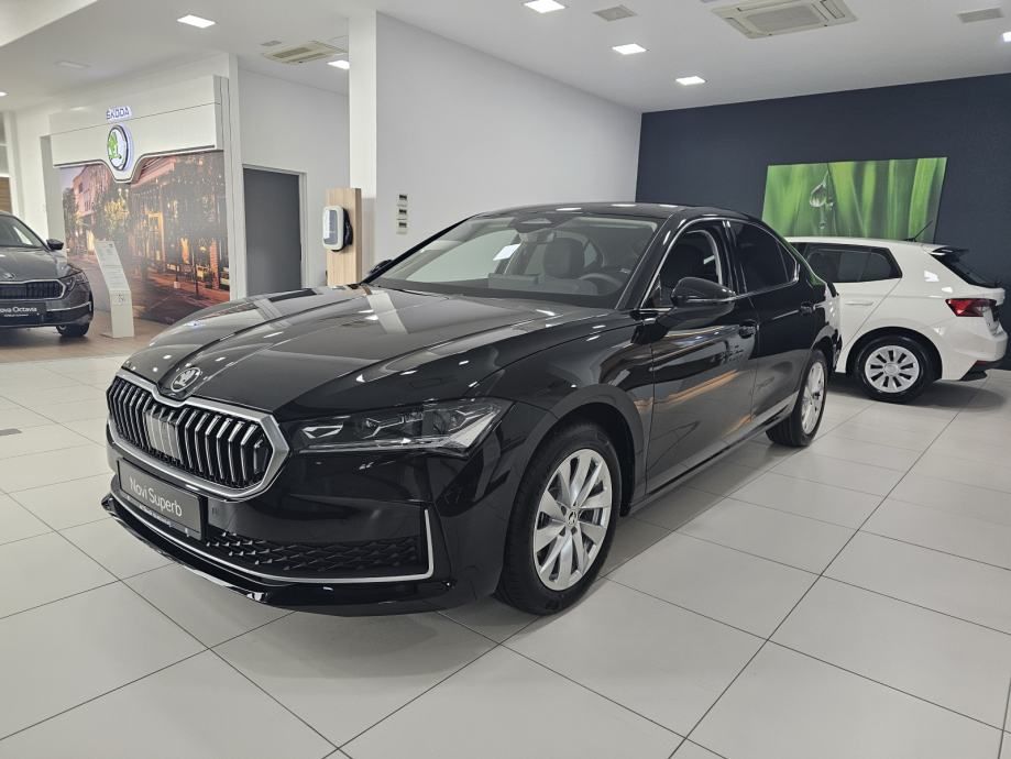 škoda superb selection 2,0 tdi dsg - slika 2