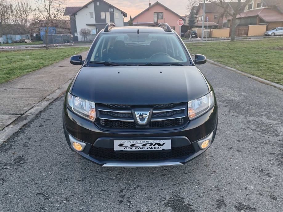 dacia sandero 0,9 tce 90,2014 god,99000 km,kartice - slika 2