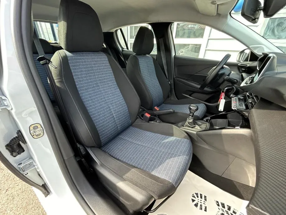 peugeot 208 1,5 bluehdi - 2021 - navi - servisna - reg 1 god !!! - slika 11