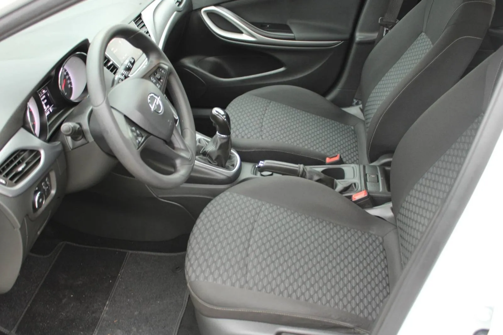 opel astra 1.5 cdti - nije uvoz - slika 13
