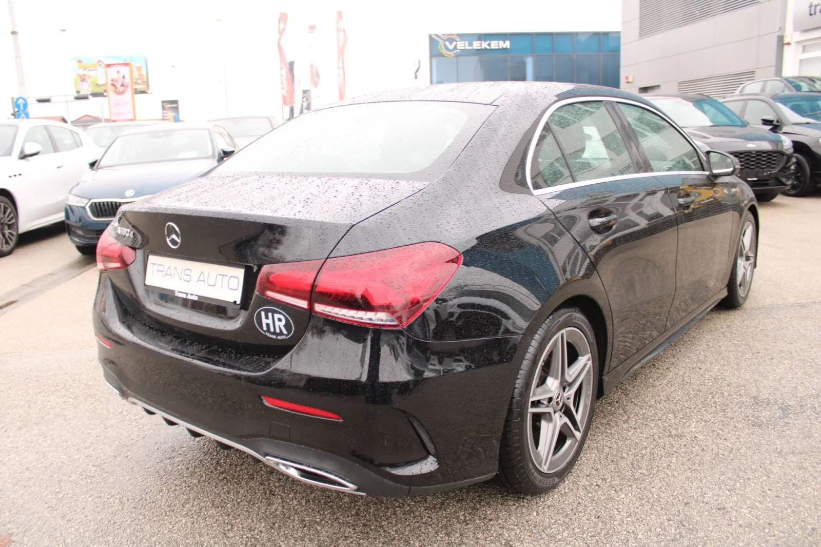 mercedes-benz klasa a limuzina a180d amg automatik *led,navigacija,ka - slika 5
