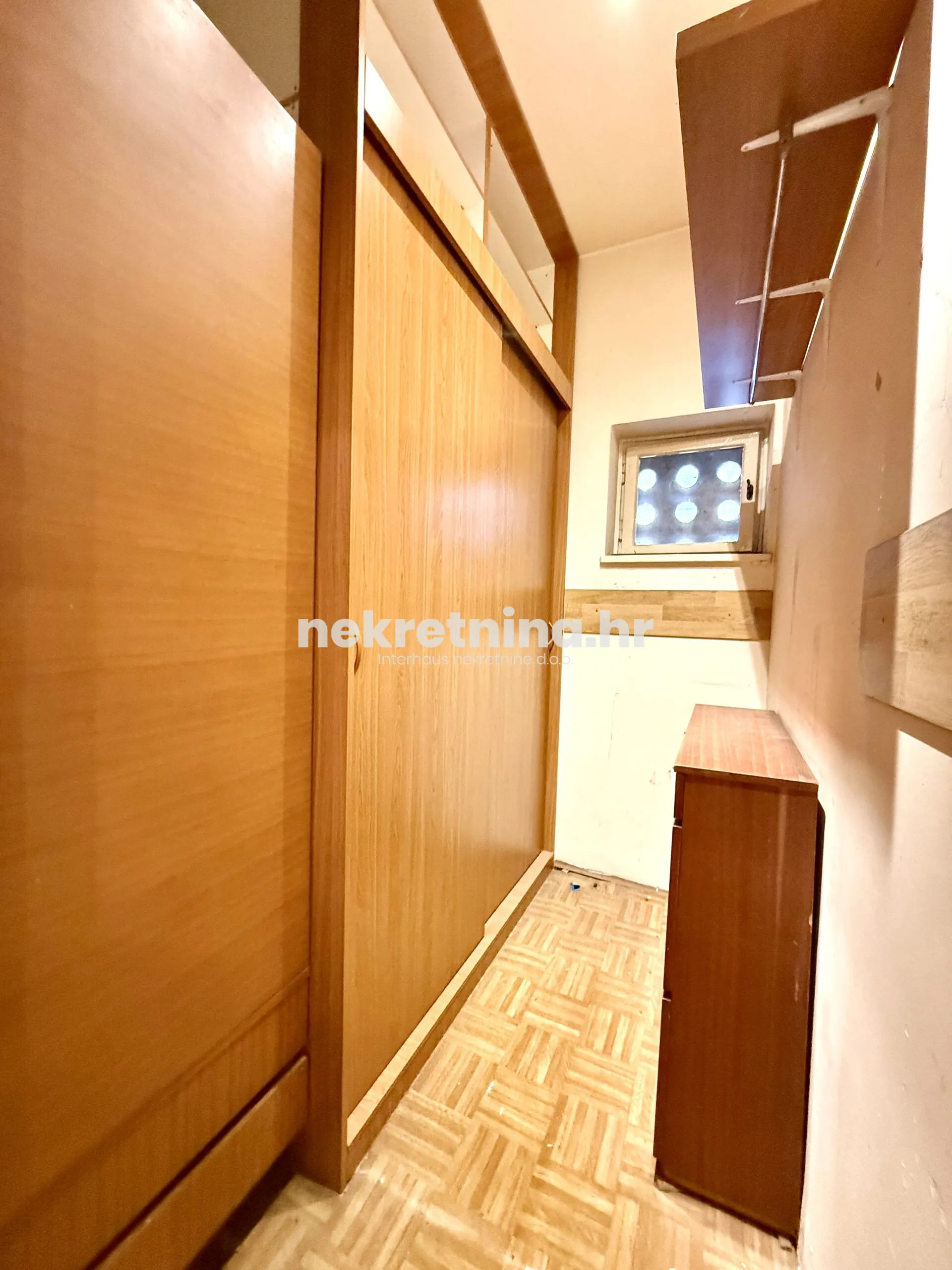 prodaja – jednosobni stan – donji grad – 35m2 - slika 11
