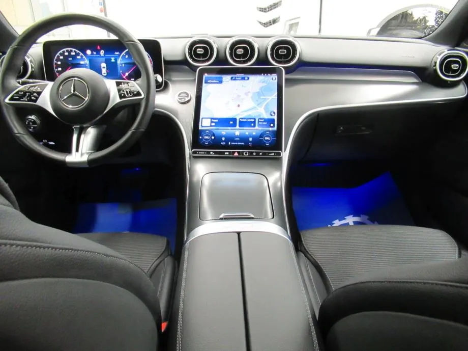 mercedes-benz c-klasa 220 d avantgarde advanced plus - slika 13