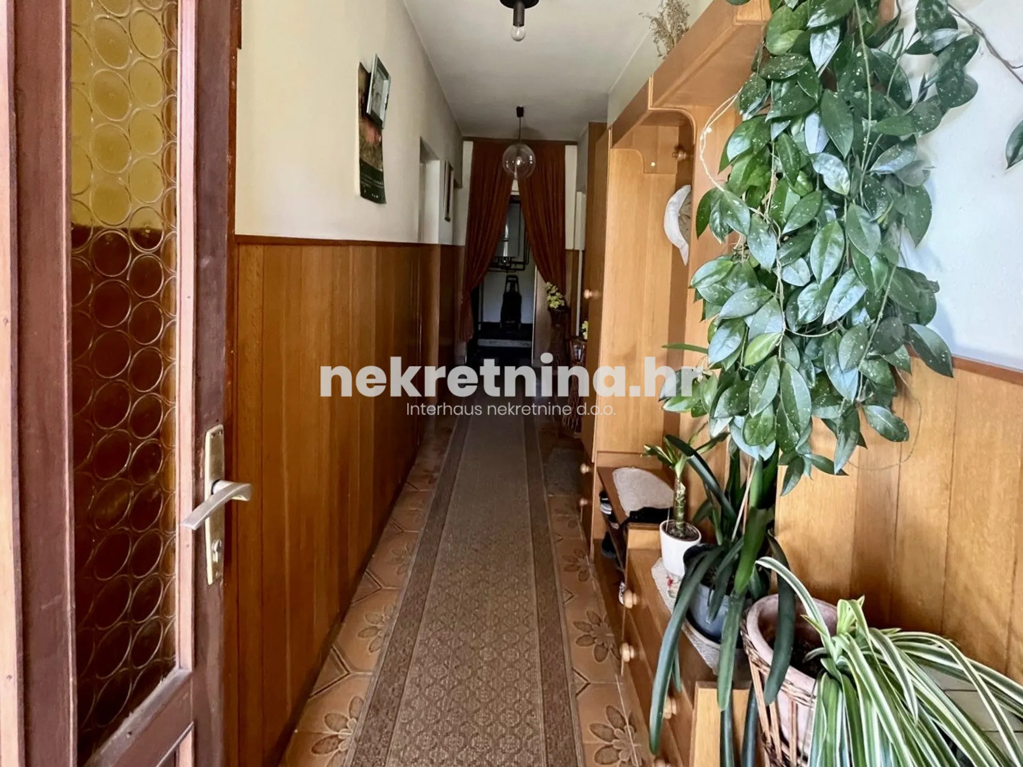 prodaja - kuća - stubičke toplice - 240m2 - slika 5
