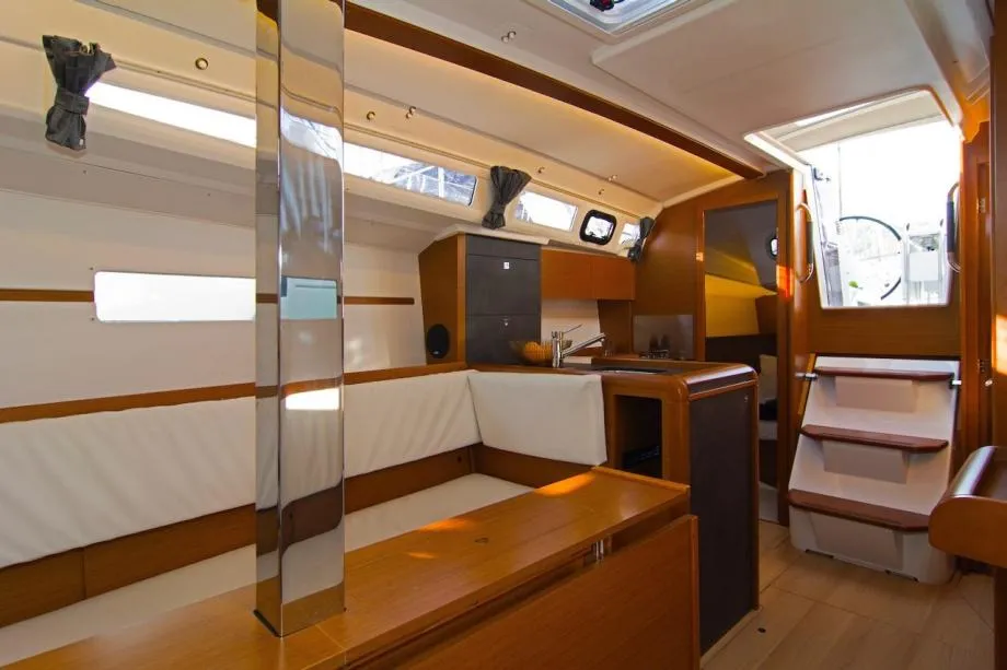 jeanneau sun odyssey 349 - slika 7