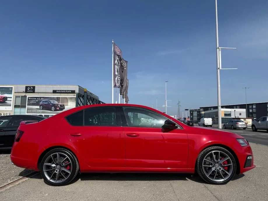 škoda octavia 2.0tsi dsg vrs 245ks °velika navi°ambiente l.°reg:2/2027 - slika 5