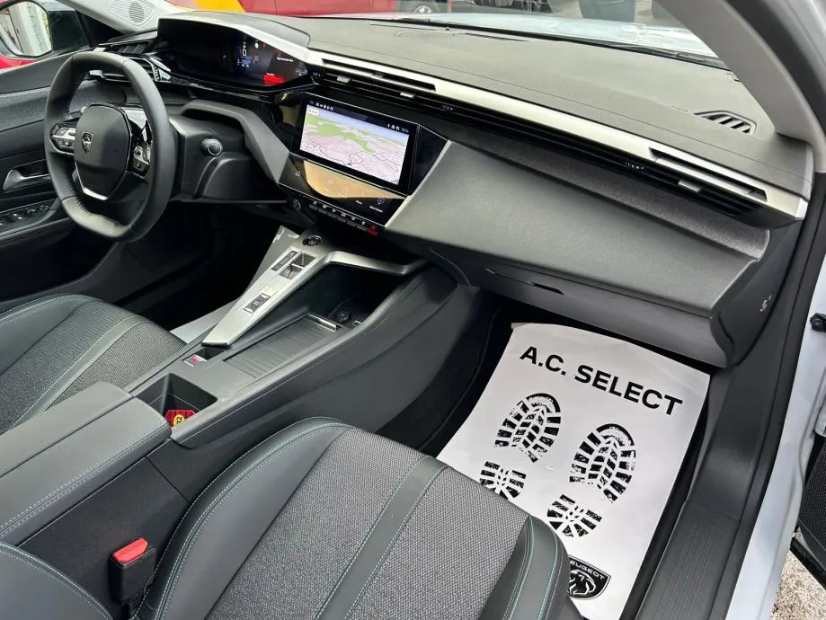 peugeot 408 hybrid 145 e-dcs6 - 2025. - 15.000 km - reg. 1 god! - slika 7