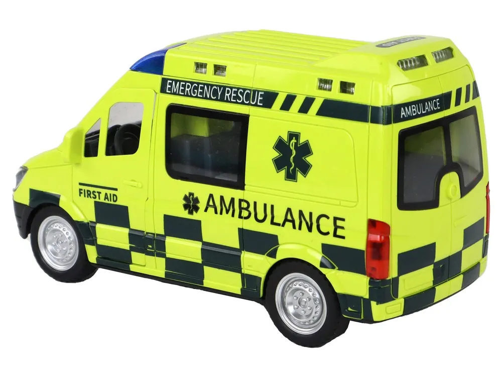 remote controlled yellow ambulance with lights - slika 3