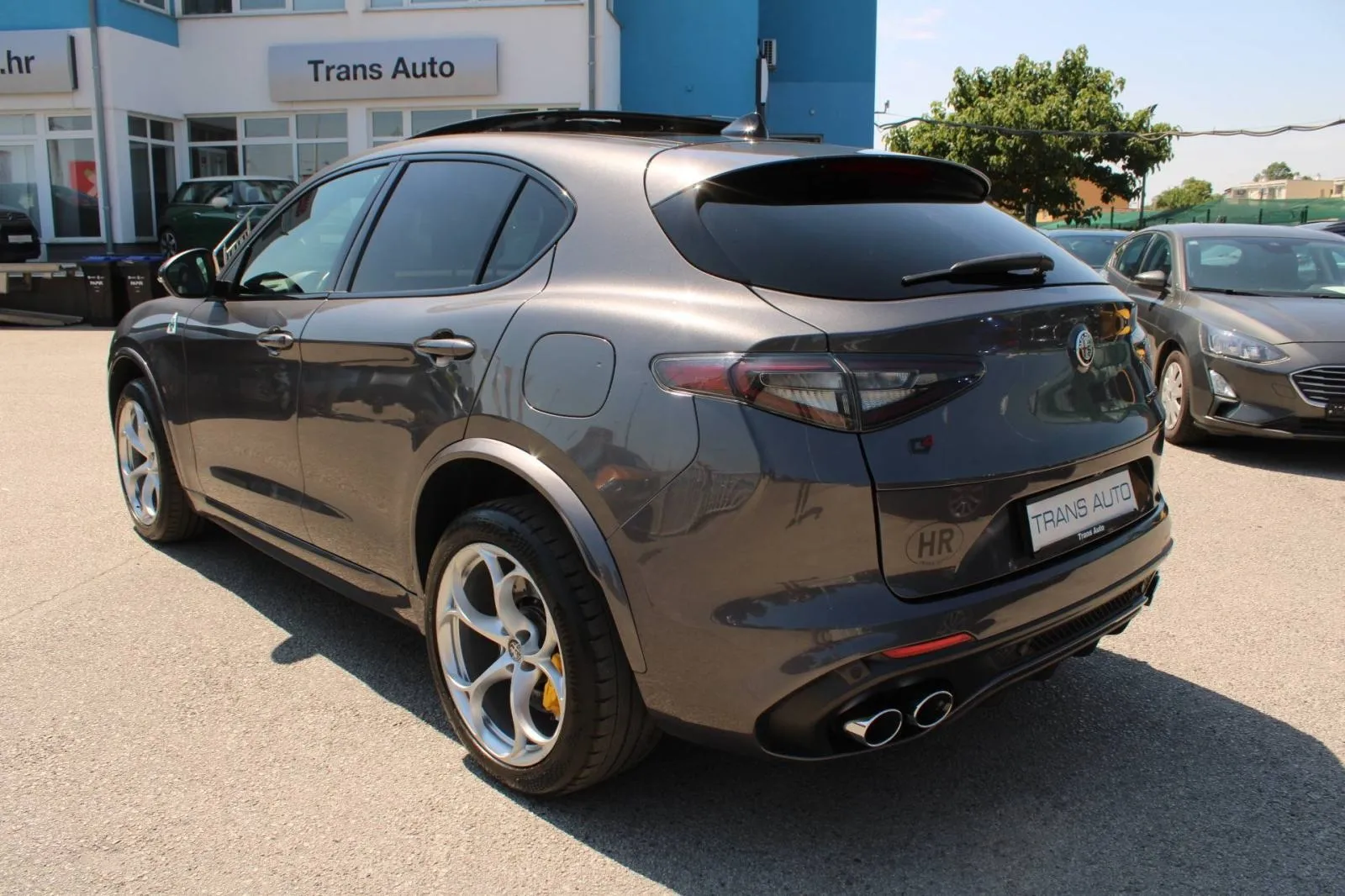alfa romeo stelvio 2.9 v6 q4 quadrifoglio *panorama, harman kardon, ka - slika 7