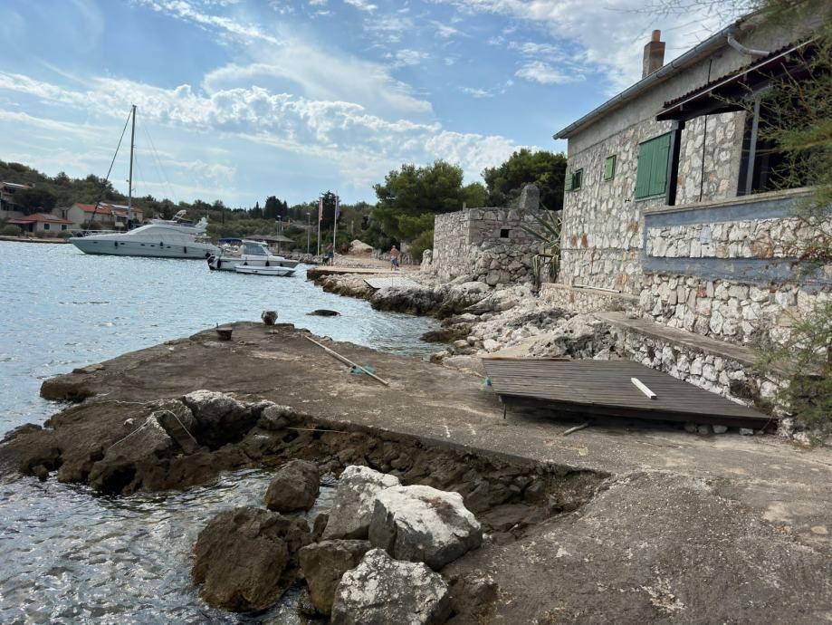 !!prvi red do mora ,otok žut,kuća 70m2!! (prodaja) - slika 15