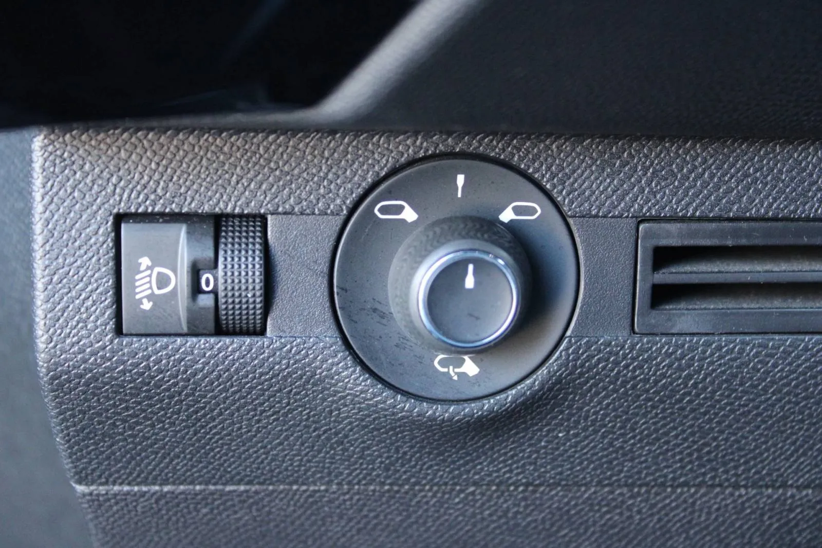 ds 7 bluehdi automatik performance line - slika 15