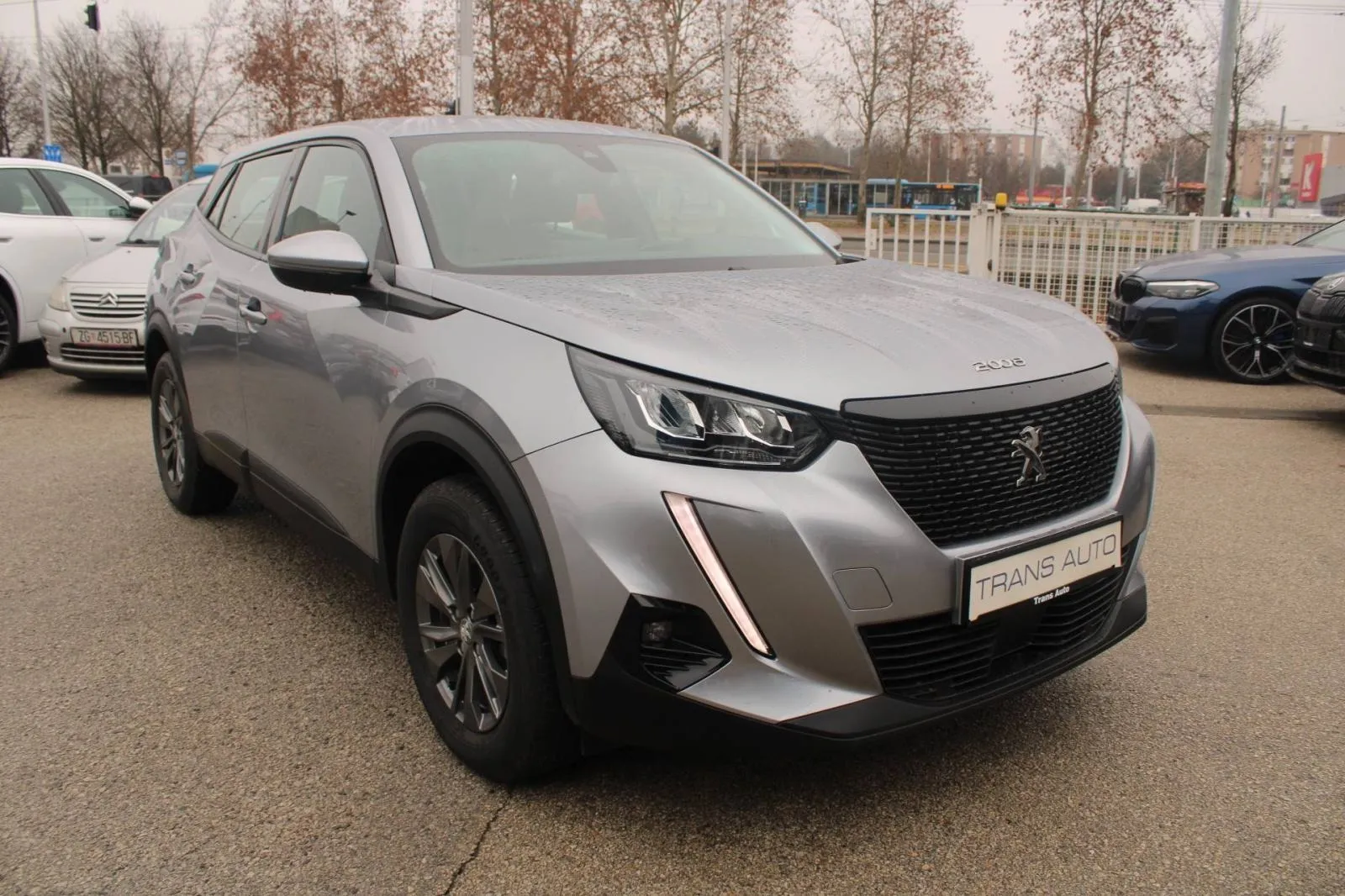 peugeot 2008 1.2 puretech automatik - slika 3