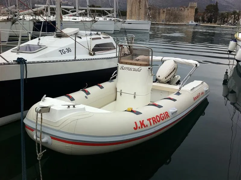 ronjenje s barracudom 470 *cijena na upit - slika 15