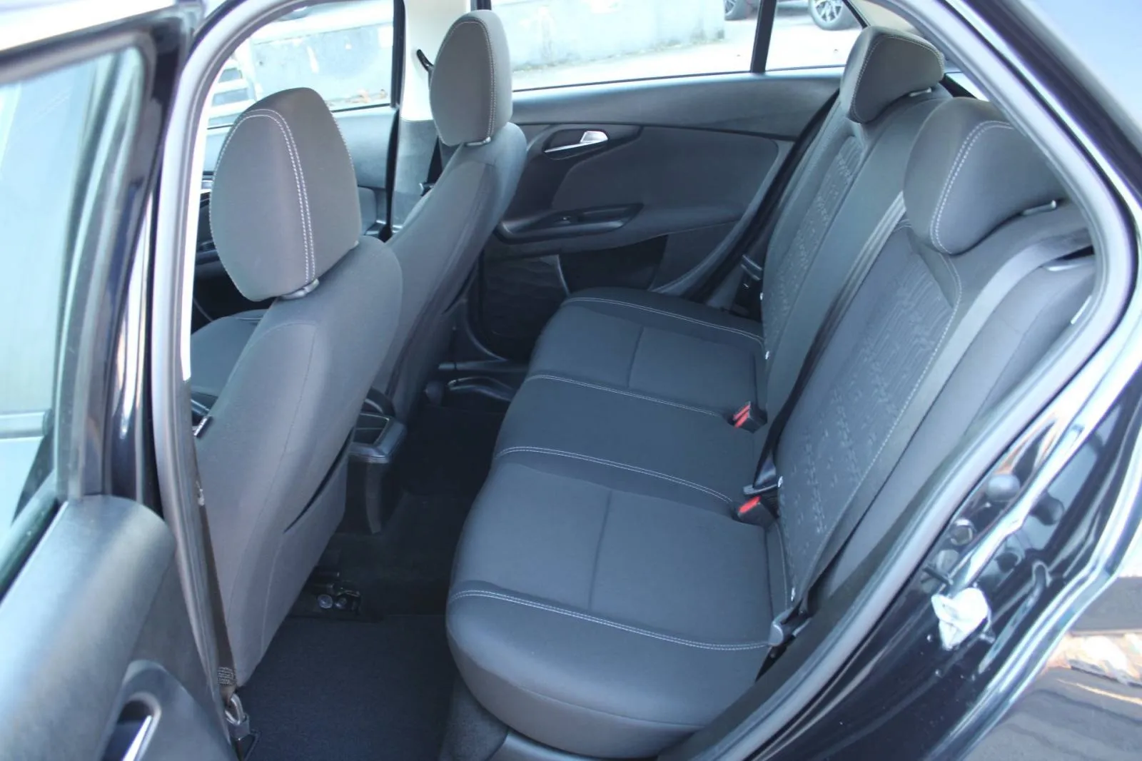 fiat tipo sw 1.0 t3 - slika 8