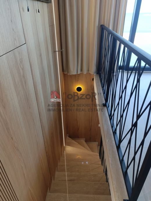 povljana-dvoetažan apartman(s5) penthouse - prvi red do mora - slika 8