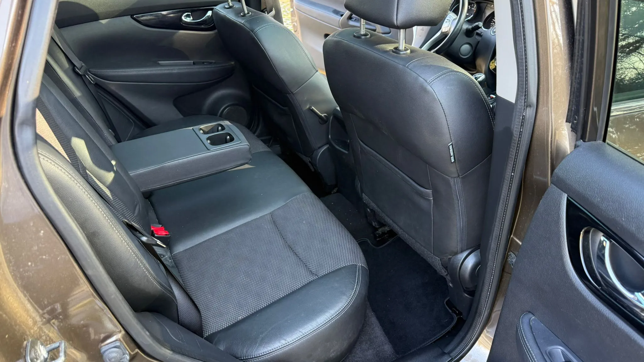 nissan qashqai 1,6 dci, tekna, panorama, top - slika 18