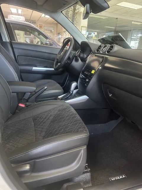 suzuki vitara 1,4 gl+ ac premium 6at - slika 16