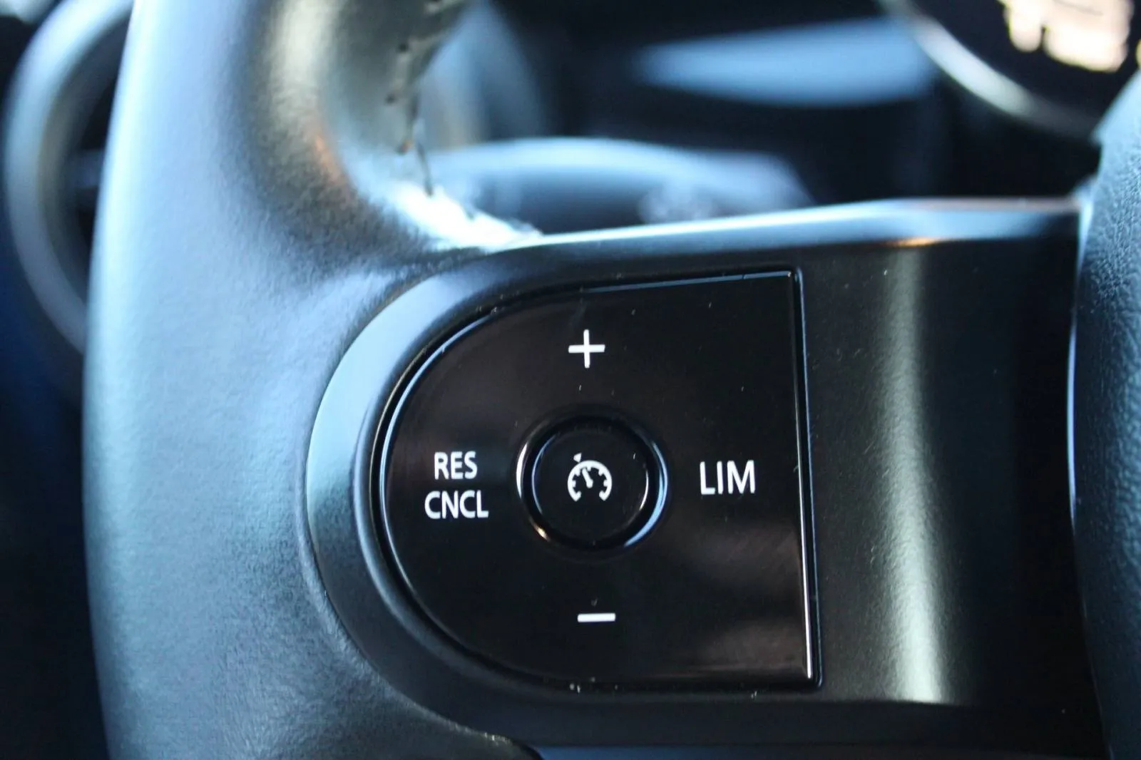 mini cabrio cooper automatik *led, navigacija, kamera* - slika 15