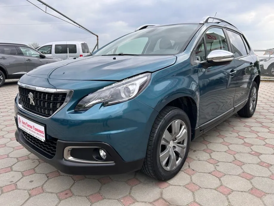 peugeot 2008 1,2 benzin 2018.,allure, reg:17.01.2027.,servisna, navi - slika 3