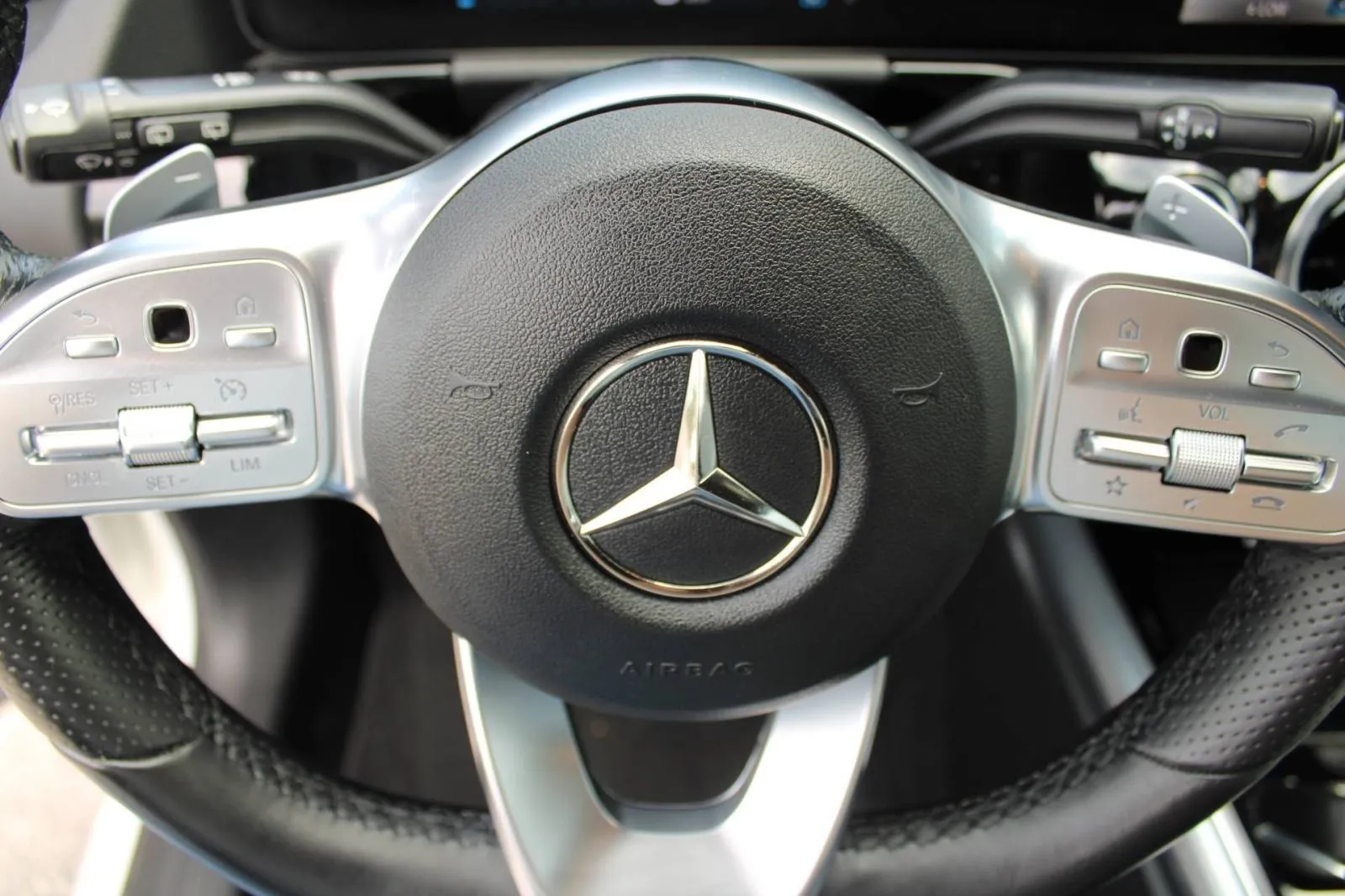 mercedes-benz klasa b 180d amg automatik *led, navigacija, kamera* - slika 15