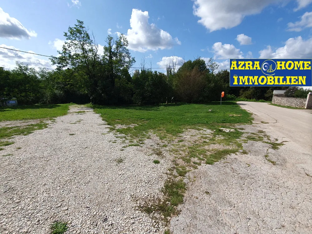 Građevinsko zemljište 4310m2 sa dodatnim poljoprivrednim zemljištem - Muntrilj, Tinjan