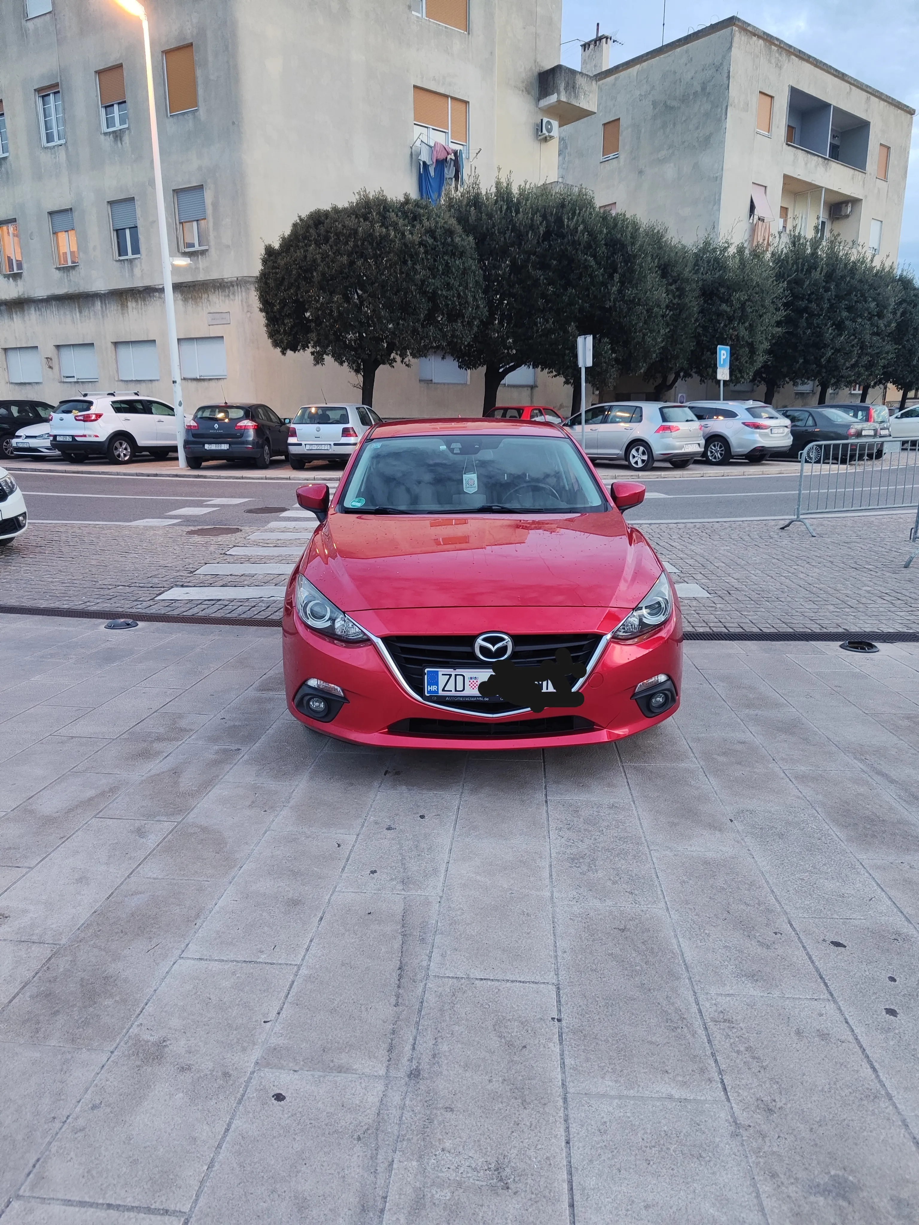 mazda 3 1.5d cd105 - slika 2