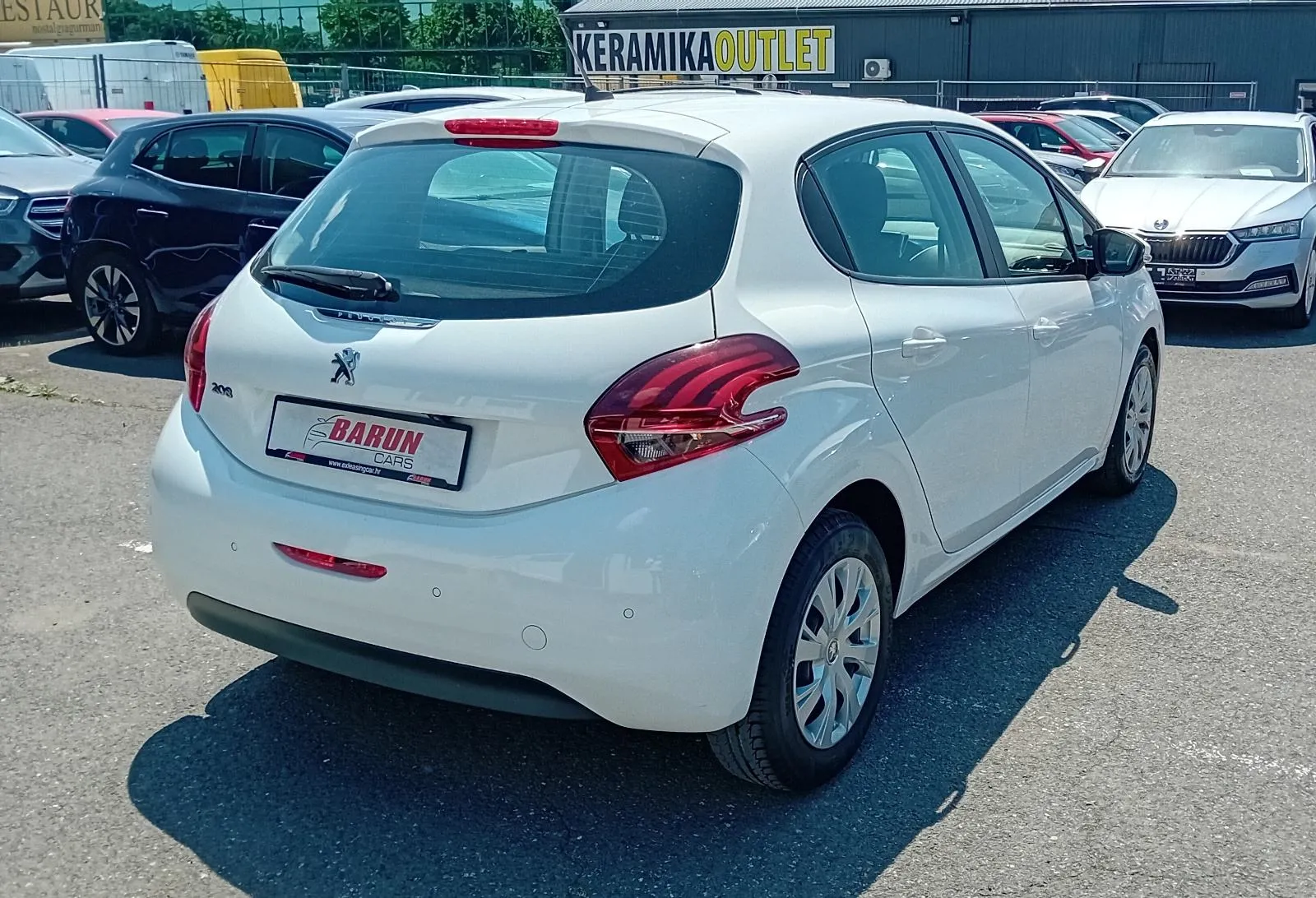 peugeot 208 1,5 bluehdi,n1,do2god jamstva,vozilo u sustavu pdv-a - slika 8