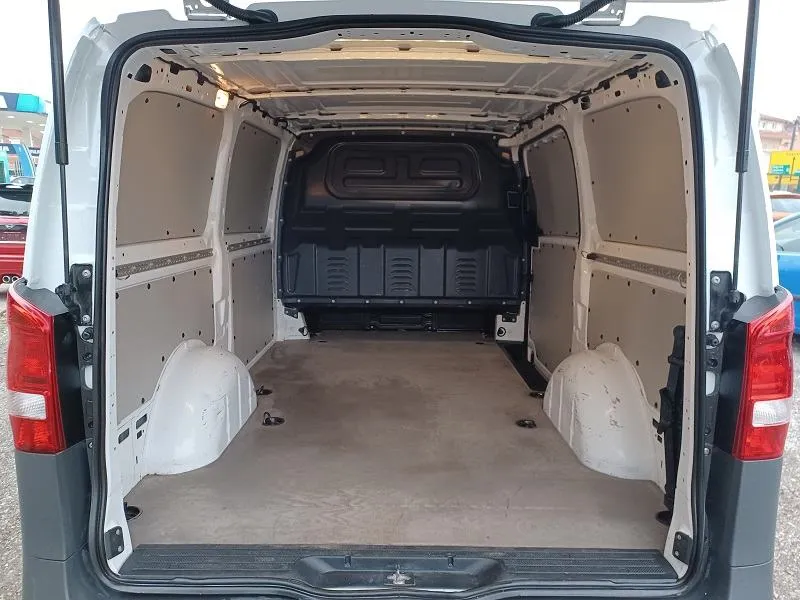 mercedes vito 111 cdi*klima*tempomat*park.senzori* - slika 9