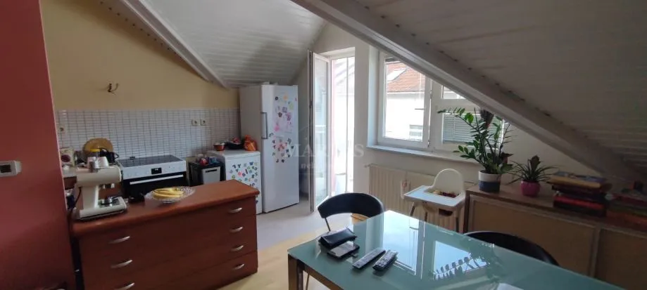 jarun, krapanjska, 3-soban, 65m2, potkrovlje, parking (prodaja) - slika 5