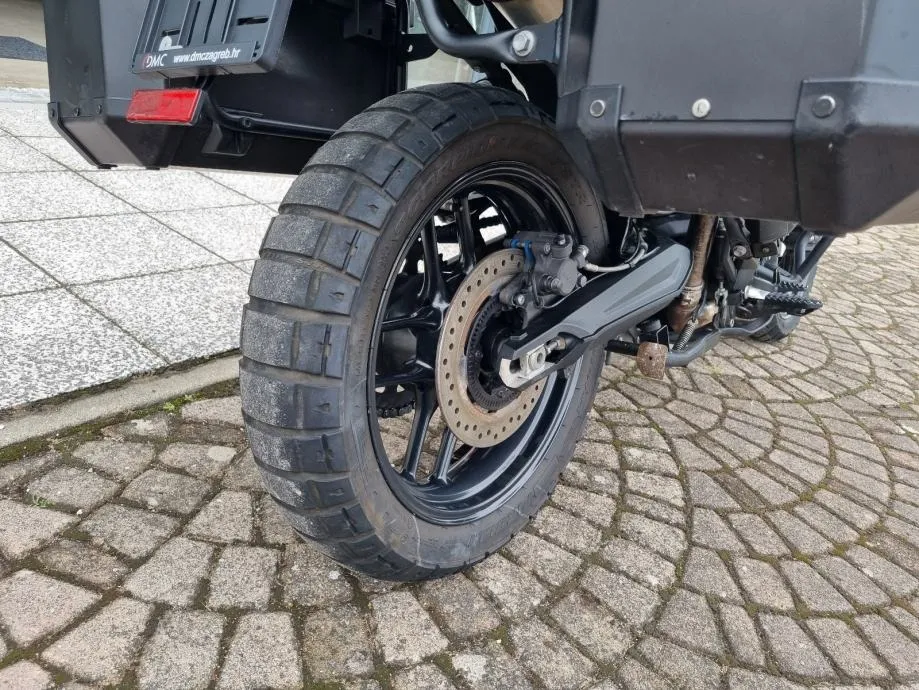triumph tiger 800 xrt abs tcs, 2015 god. - slika 17