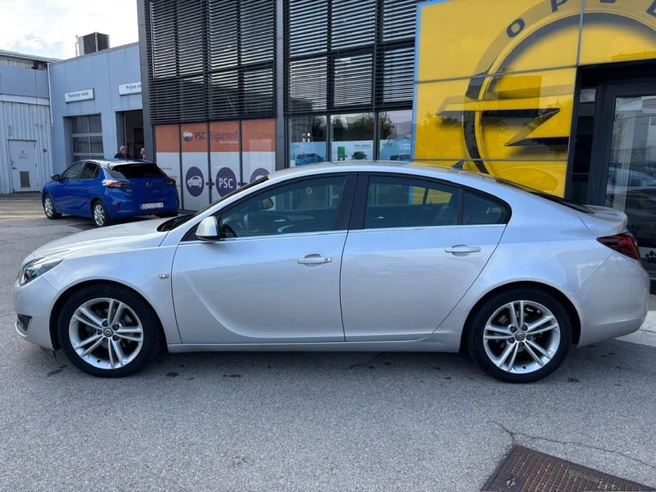 opel insignia edition 2.0 cdti 103 kw reg do 03/2026 - slika 14