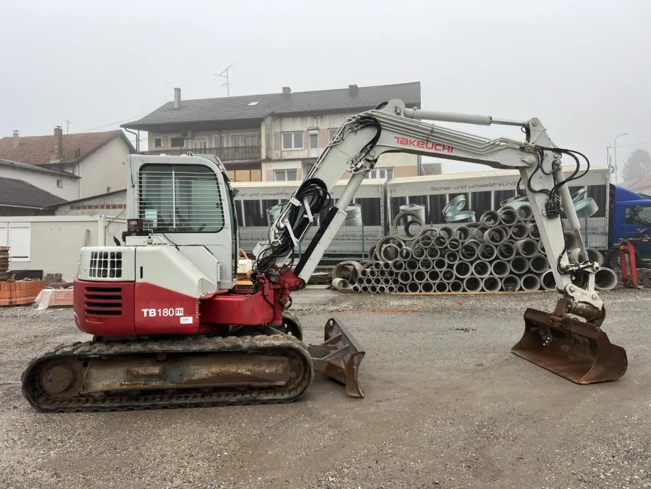 bager takeuchi tb180fr - slika 10