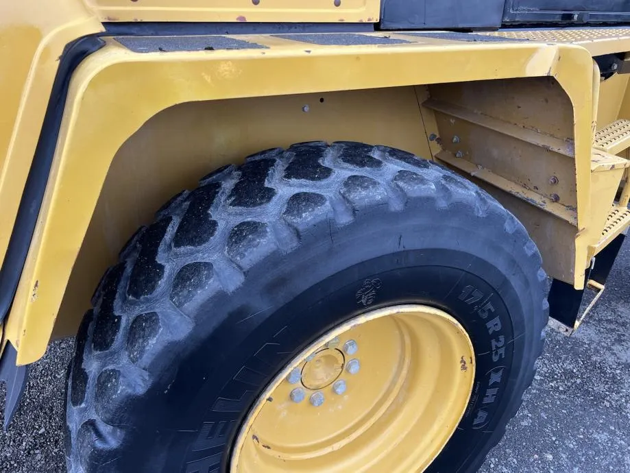 utovarivač cat 914g - slika 18