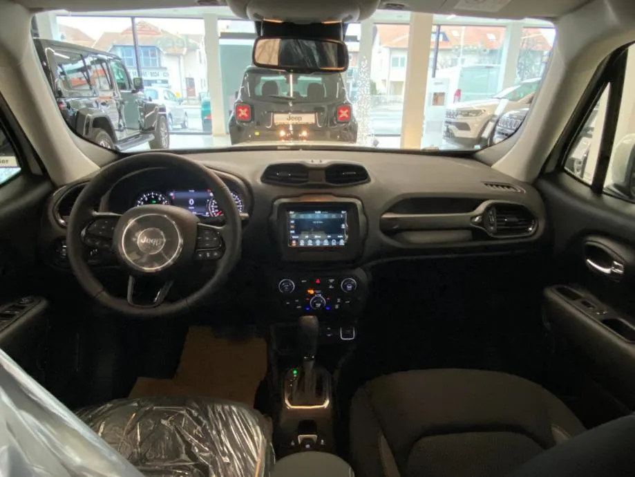 jeep renegade 1.5 mhev limited automatik black line winter paket 18" - slika 7