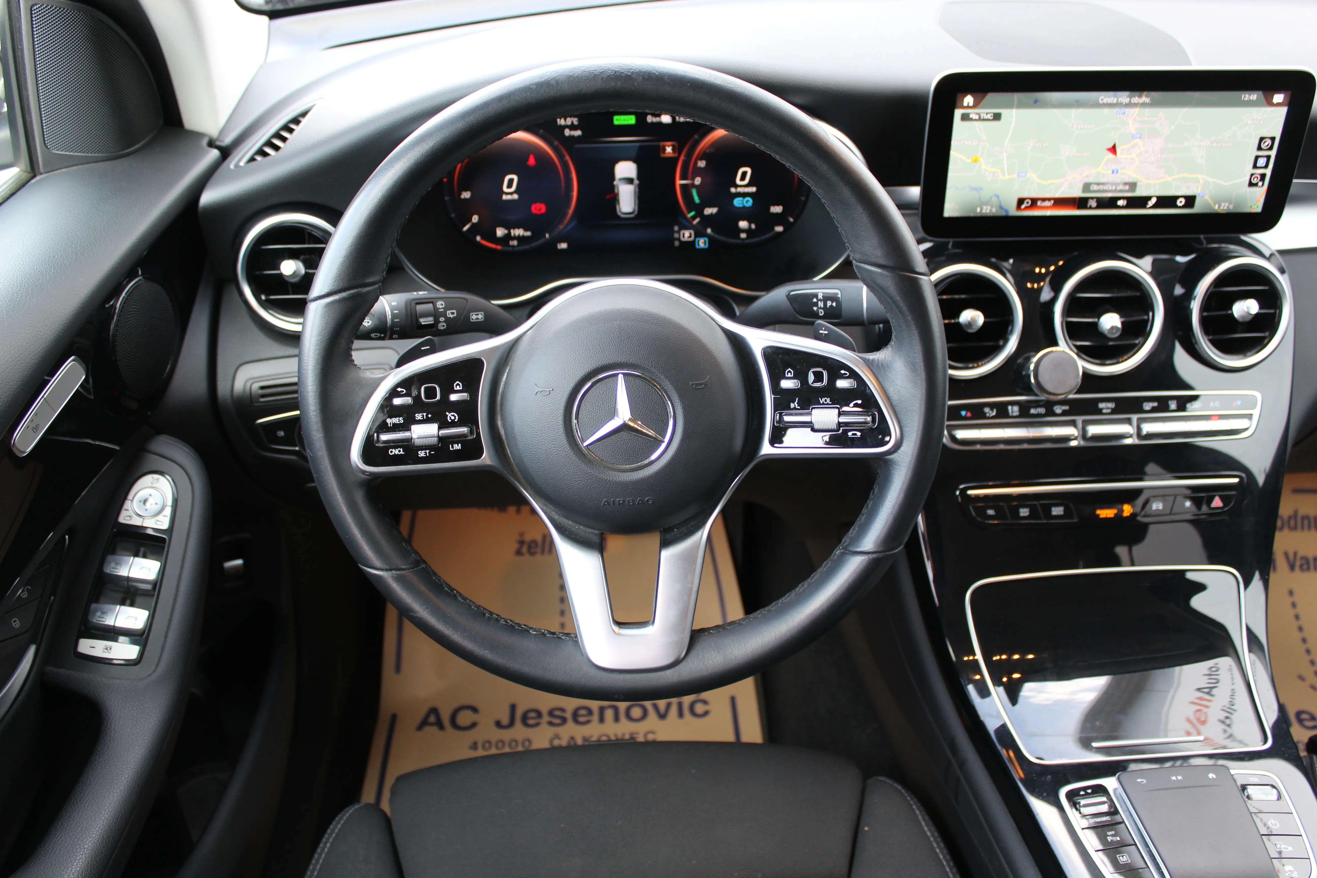 13120 mercedes-benz glc 300 de 4matic aut. *ponuda dana* - slika 13