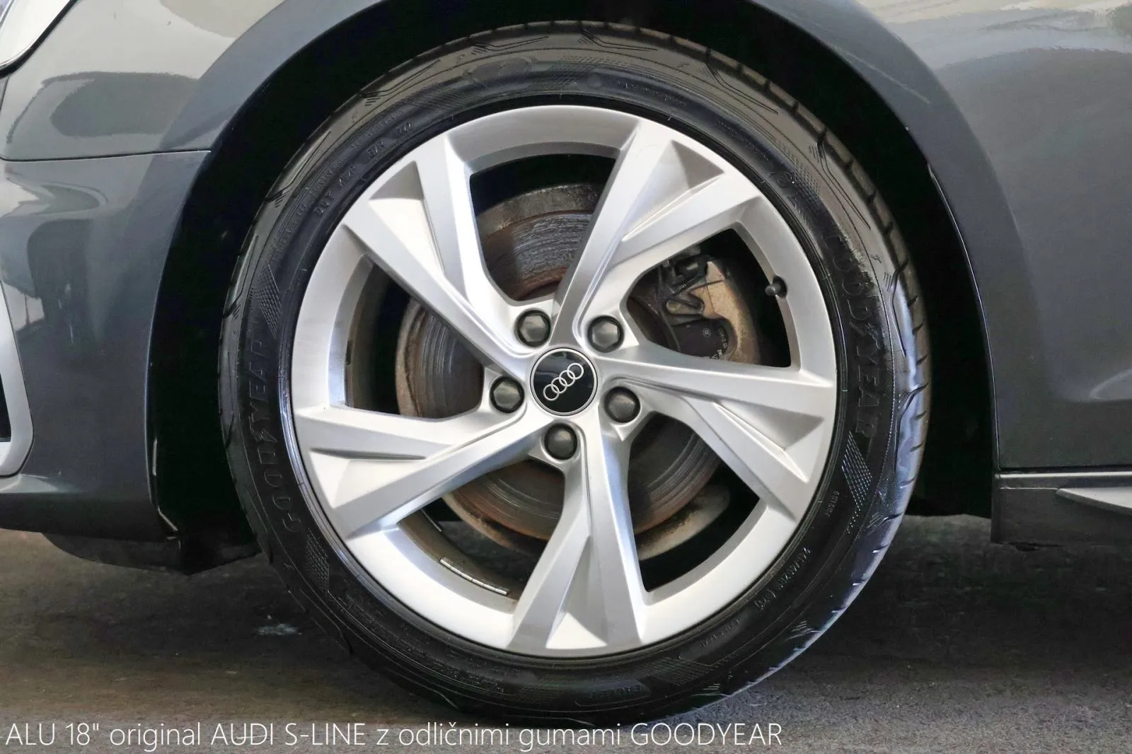 audi a4 avant 35tdi s-tronic s-line full led virtual dab kamera - slika 18