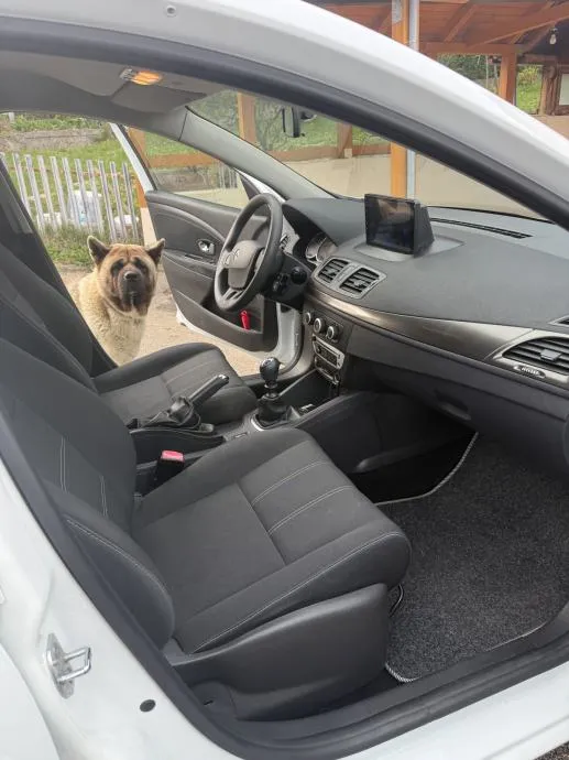 renault megane 1.5dci 2015 redizajn, odlično stanje - slika 8