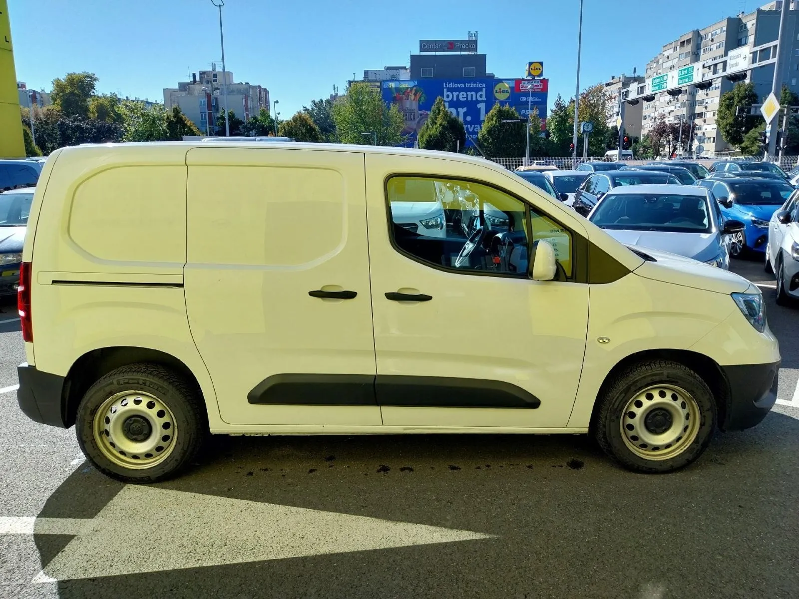 opel combo van l1h1 enjoy 1,5, 3 sjedala, 2021 god. - slika 8