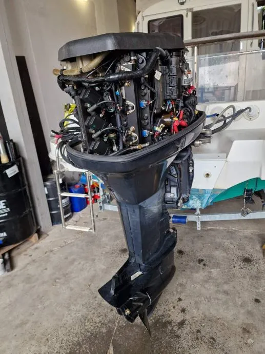 prodajem mercury optimax 135ks - slika 3