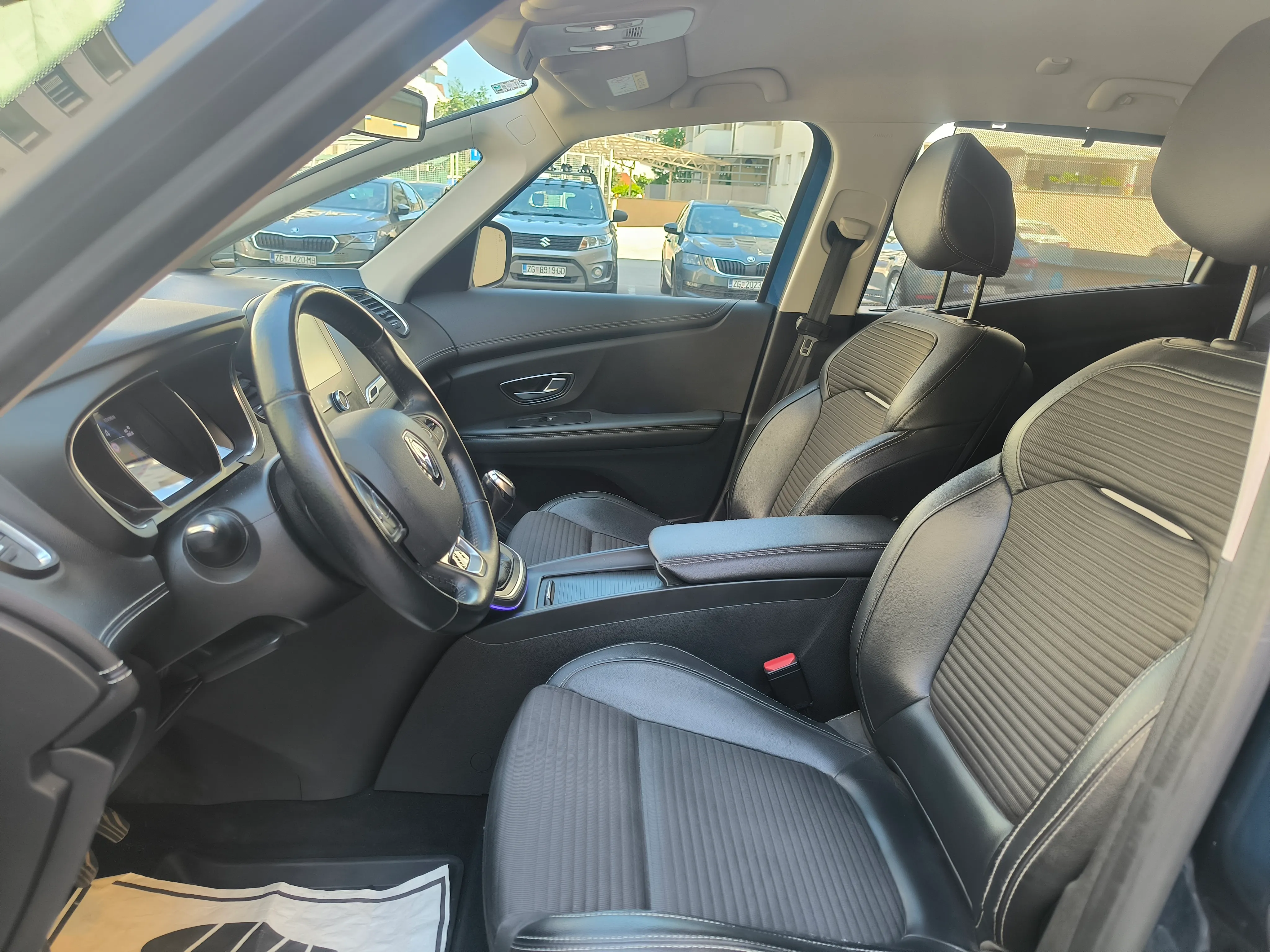 renault scenic 1,5dci, intens, full led, kamera, ekstra stanje - slika 27