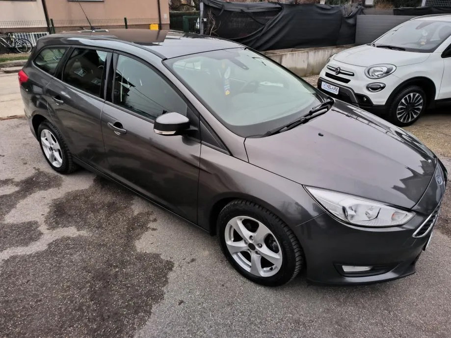 ford focus 1.5 tdci 105 ks, v. servis, jamstvo, reg. 1 godinu - slika 2